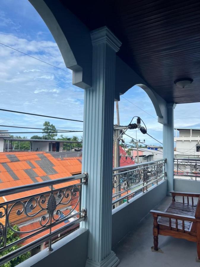 Kanokwan Guesthouse Ko Tao Esterno foto